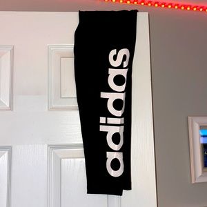 Adidas athletic comfy leggings.